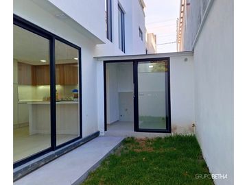 CASA EN VENTA - ARMENIA 2 - PUENTE 9 - VALLE DE LOS CHILLOS