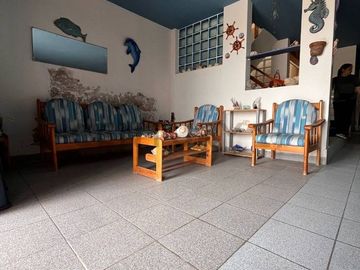 VENDO CASA EN PRIMERA FILA DE LA PLAYA LOS LOBOS EN CAÑETE