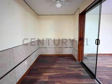 Vendo hermoso chalet en condominio - Cerca de la estación del Metropolitano
