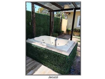 VENTA  HERMOSA CASA EN UN LUGAR PRIVILEGIADO EN SAN CARLOS, SAN JOSÉ