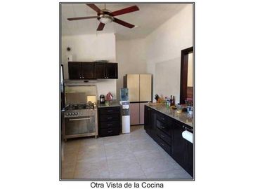 VENTA  HERMOSA CASA EN UN LUGAR PRIVILEGIADO EN SAN CARLOS, SAN JOSÉ