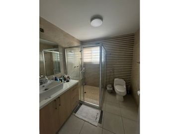 BRISAS DEL GOLF / PH AVENTURA / 180M2 / 2 NIVELES / 4 HABITC / TERRAZA