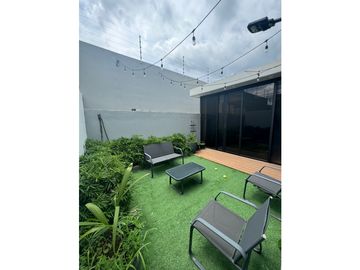 BRISAS DEL GOLF / PH AVENTURA / 180M2 / 2 NIVELES / 4 HABITC / TERRAZA