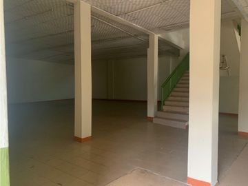 VENTA DE EDIFICIO COMERCIAL EN EL CENTRO DE AGUADULCE