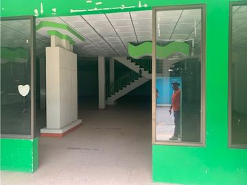 VENTA DE EDIFICIO COMERCIAL EN EL CENTRO DE AGUADULCE