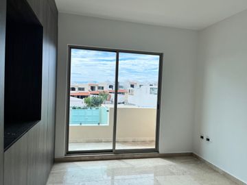 Casa en Fraccionamiento en Real del Puente Xochitepec - ROQ-1250-Fr