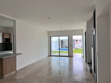 Casa en Fraccionamiento en Real del Puente Xochitepec - ROQ-1250-Fr