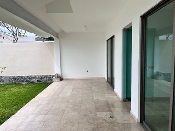 Casa en Fraccionamiento en Real del Puente Xochitepec - ROQ-1250-Fr