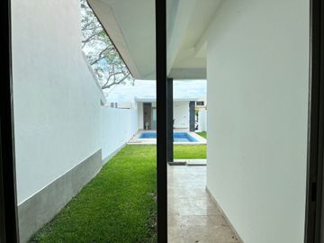 Casa en Fraccionamiento en Real del Puente Xochitepec - ROQ-1250-Fr