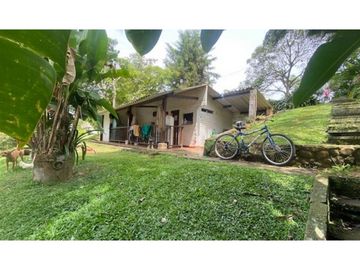 INCOMPARABLE FINCA CON HERMOSA CASA EN DAGUA MUY CERCA A CALI