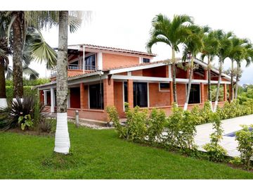 VENDO CASA CAMPESTRE VIA CONDINA PEREIRA