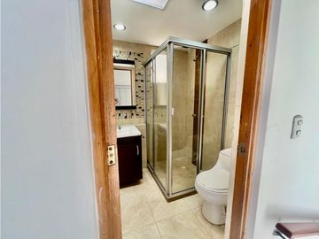 Casa de tres niveles en venta en Suba