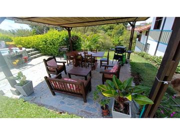 Se vende casa campestre en Montenegro Quindio