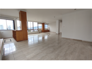 VENDO APARTAMENTO EN PINARES