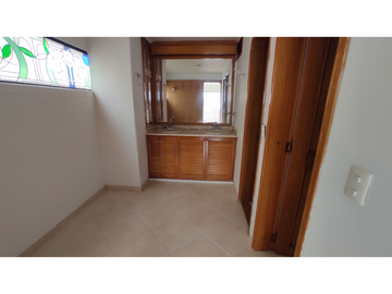 VENDO APARTAMENTO EN PINARES