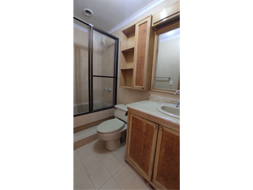 VENDO APARTAMENTO EN PINARES