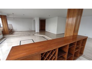 VENDO APARTAMENTO EN PINARES
