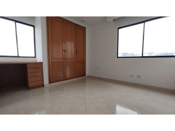 VENDO APARTAMENTO EN PINARES