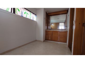 VENDO APARTAMENTO EN PINARES