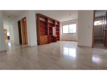VENDO APARTAMENTO EN PINARES