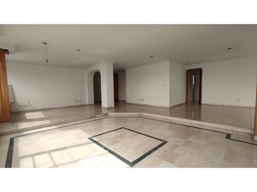 VENDO APARTAMENTO EN PINARES