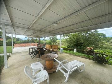 SE VENDE CASA CAMPESTRE SECTOR MORELIA