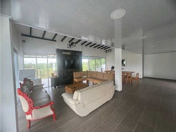 SE VENDE CASA CAMPESTRE SECTOR MORELIA