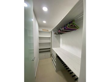ALQUILO CASA AMOBLADA  SECTOR PINARES ALTO COD 7653468