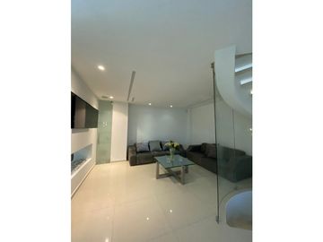 ALQUILO CASA AMOBLADA  SECTOR PINARES ALTO COD 7653468