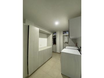 ALQUILO CASA AMOBLADA  SECTOR PINARES ALTO COD 7653468