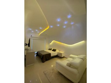 ALQUILO CASA AMOBLADA  SECTOR PINARES ALTO COD 7653468