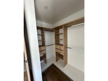 VENDO CASA EN LA MACARENA DOSQUEBRADAS COD 7858952