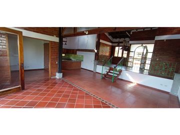 SE ALQUILA COMODA CASA CAMPESTRE SECTOR CONDINA