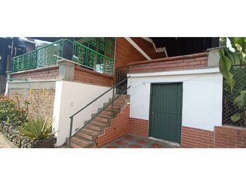 SE ALQUILA COMODA CASA CAMPESTRE SECTOR CONDINA