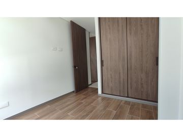VENDO CASA EN EL SECTOR DE LA MACARENA DOSQUEBRADAS COD 8010922