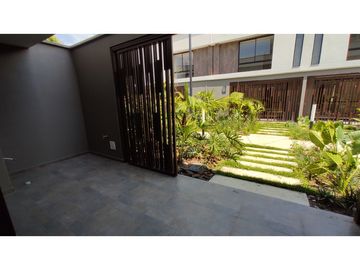VENDO CASA EN EL SECTOR DE LA MACARENA DOSQUEBRADAS COD 8010922