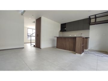 VENDO CASA EN EL SECTOR DE LA MACARENA DOSQUEBRADAS COD 8010922