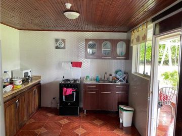SE VENDE EXCELENTE FINCA EN ALCALA