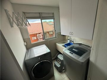 SE ALQUILA APARTAMENTO SECTOR PINARES EN PEREIRA