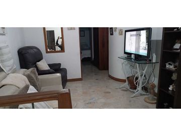 SE VENDE COMODA CASA EN EL SECTOR DE LA AV SUR