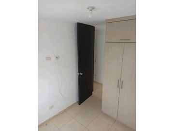 VENDO APARTAMENTO SECTOR CONDINA