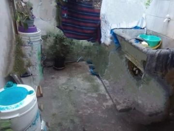 VENDO CHALET DE ESTILO EN LA PERLA A METROS DE LA PLAYA
