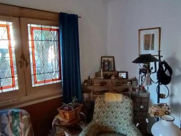 VENDO CHALET DE ESTILO EN LA PERLA A METROS DE LA PLAYA