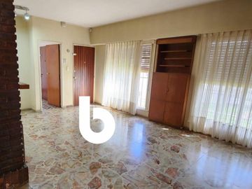 Venta Casa Céntrica  Gral Rodríguez