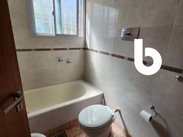 Venta Casa Céntrica  Gral Rodríguez