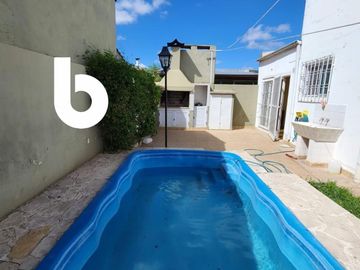 Venta Casa Céntrica  Gral Rodríguez