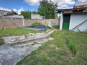 Villa Tesei: Casa 4 ambientes y lote de 511 m2.