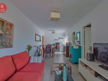 Maipú al 300 - Amplio 2 amb con balcón terraza - Venta - San Isidro