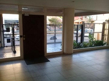 DEPARTAMENTO DE 2 AMBIENTES EN BALLESTER.