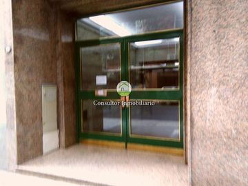 RETASADO: Estupendo Departamento 2 Ambientes en Torre de Balvanera